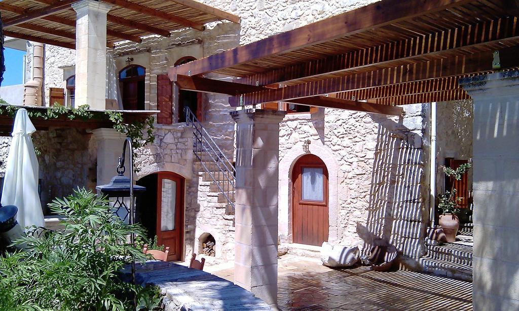 Гостевой дом Kouriton House Margaritai Экстерьер фото
